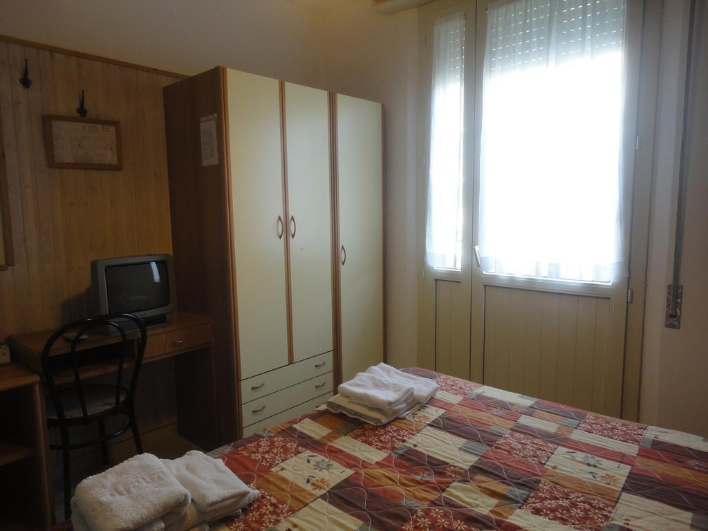 Hotel Al Ragno Cesenatico Værelse billede